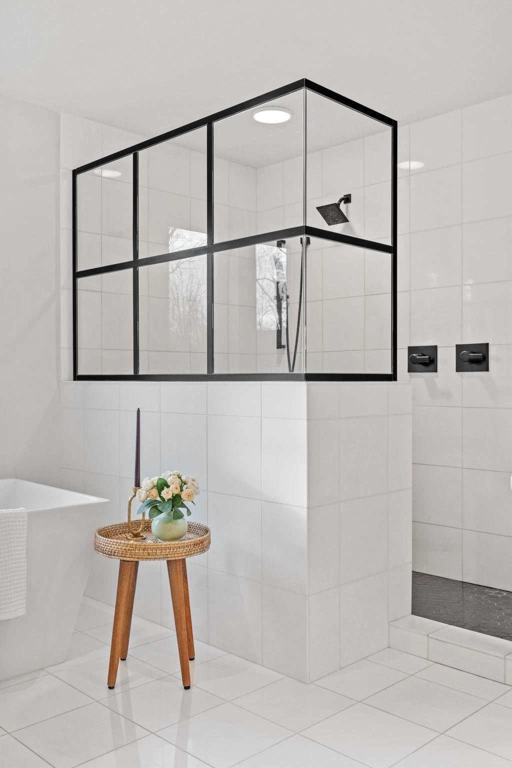 109-web-or-mls-769 Woodland Hill Ct-109.jpg