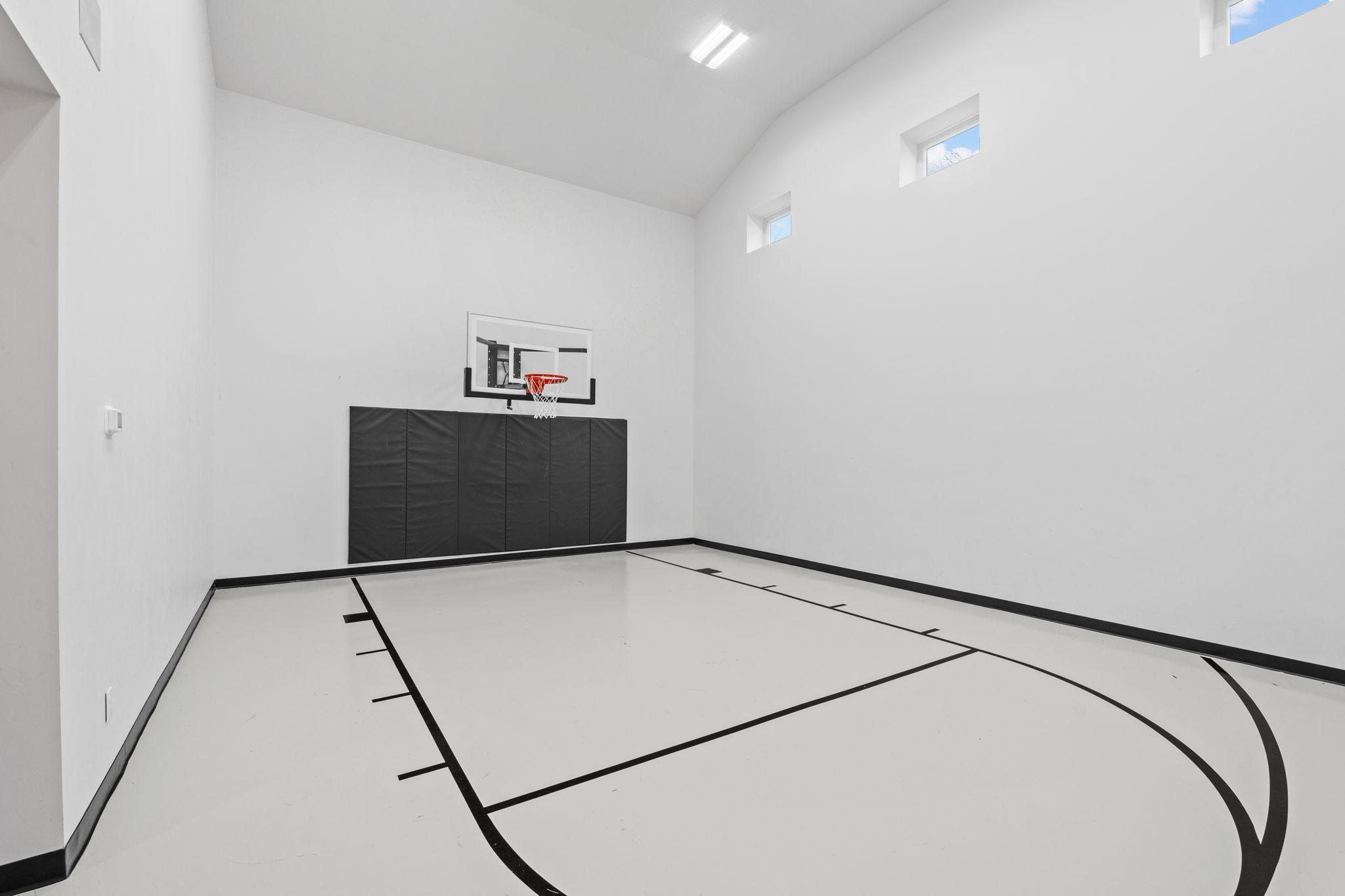 129-web-or-mls-769 Woodland Hill Ct-129.jpg