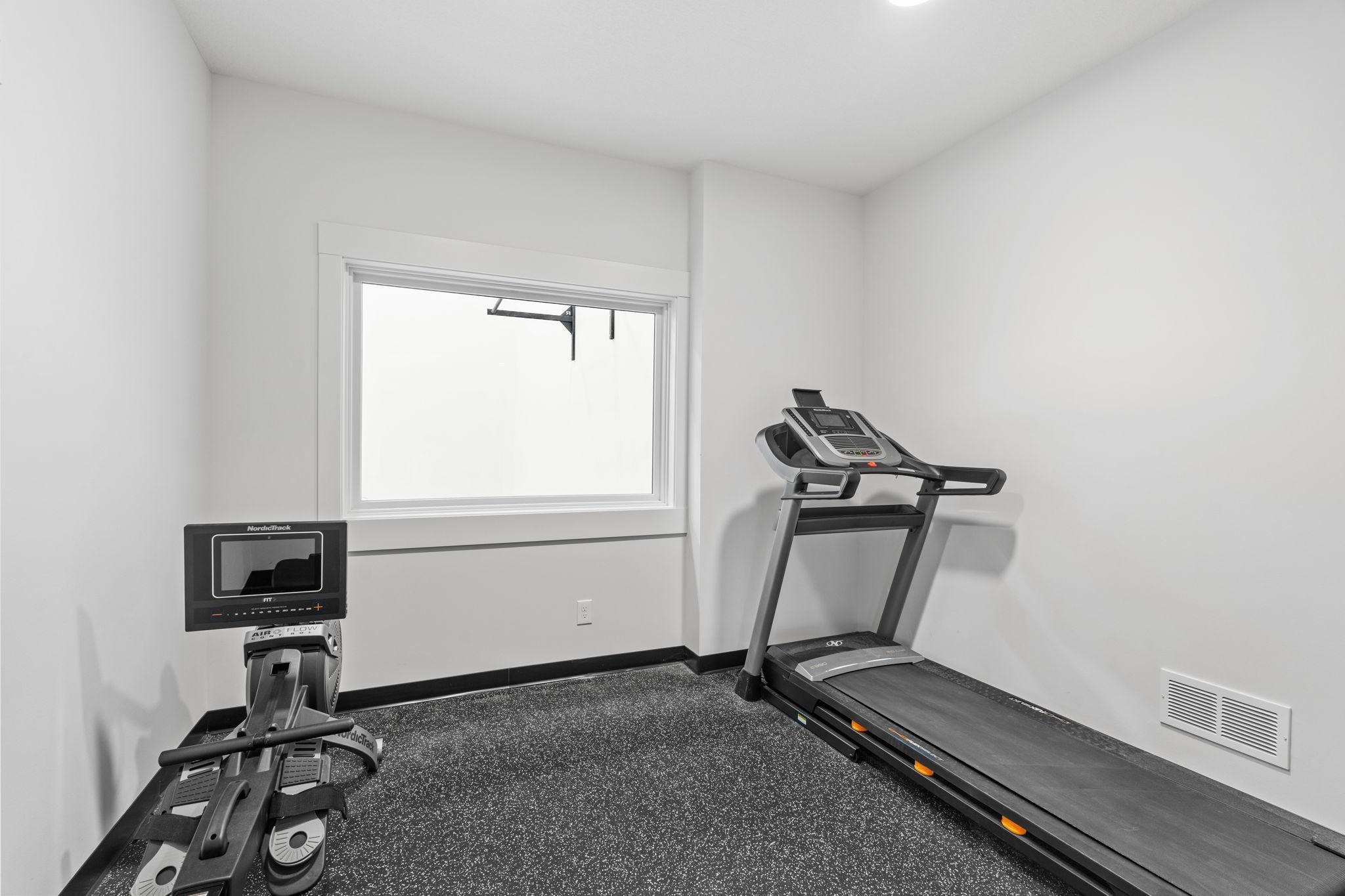 127-web-or-mls-769 Woodland Hill Ct-127.jpg