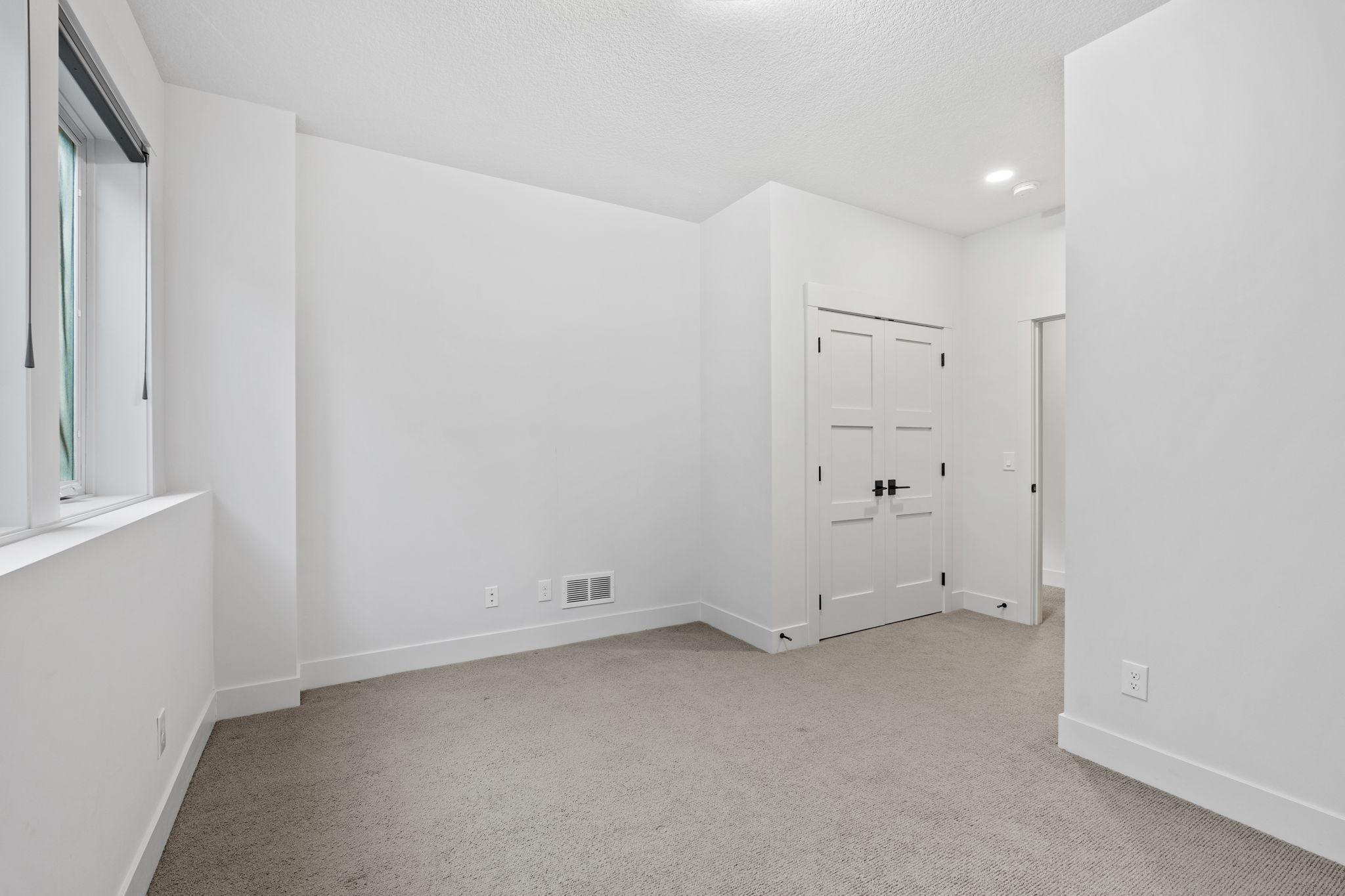 134-web-or-mls-769 Woodland Hill Ct-134.jpg