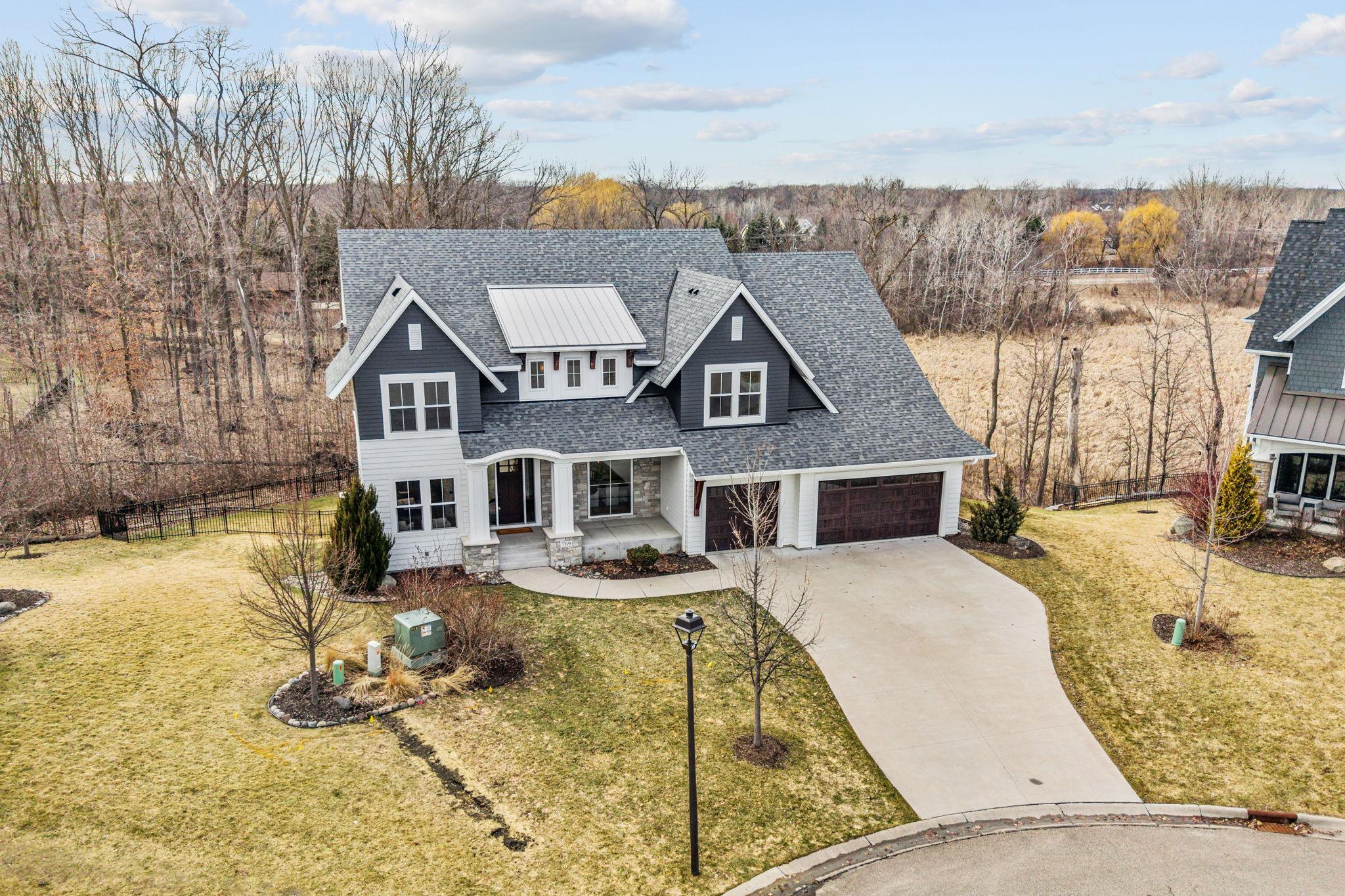 23-web-or-mls-769 Woodland Hill Ct-23.jpg