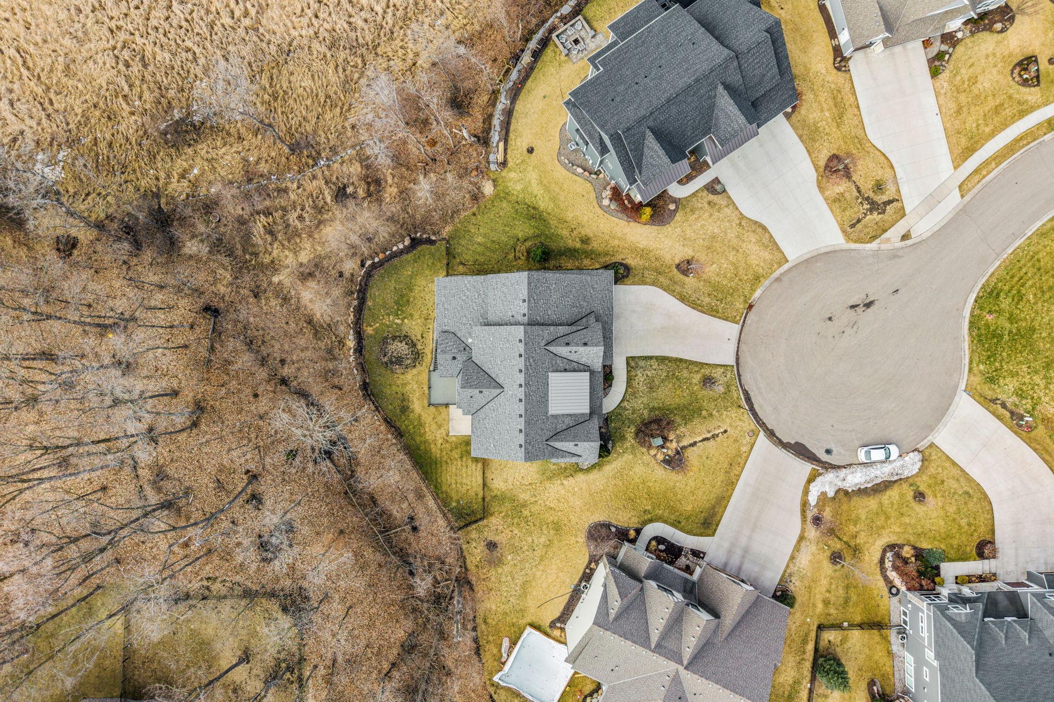 19-web-or-mls-769 Woodland Hill Ct-19.jpg