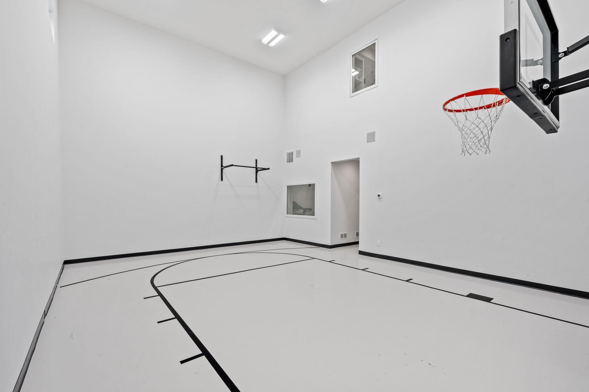 132-web-or-mls-769 Woodland Hill Ct-132.jpg