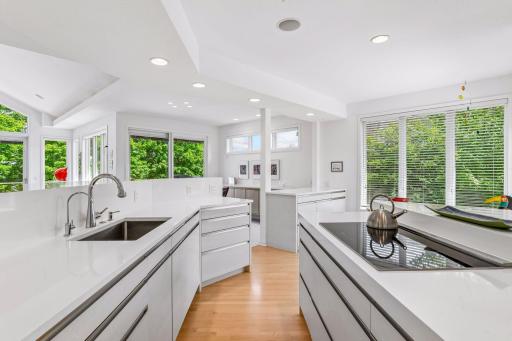 2948 Pelican Point Circle, Mound, MN 55364
