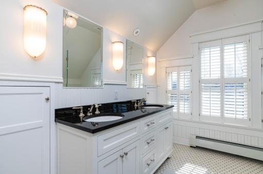 789 Lincoln Avenue, Saint Paul, MN 55105