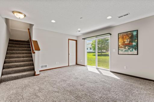 5104 61st Street NW, Rochester, MN 55901