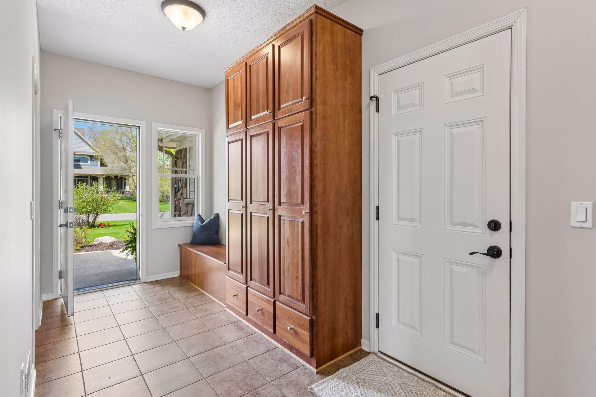 Entryway with storage lockers