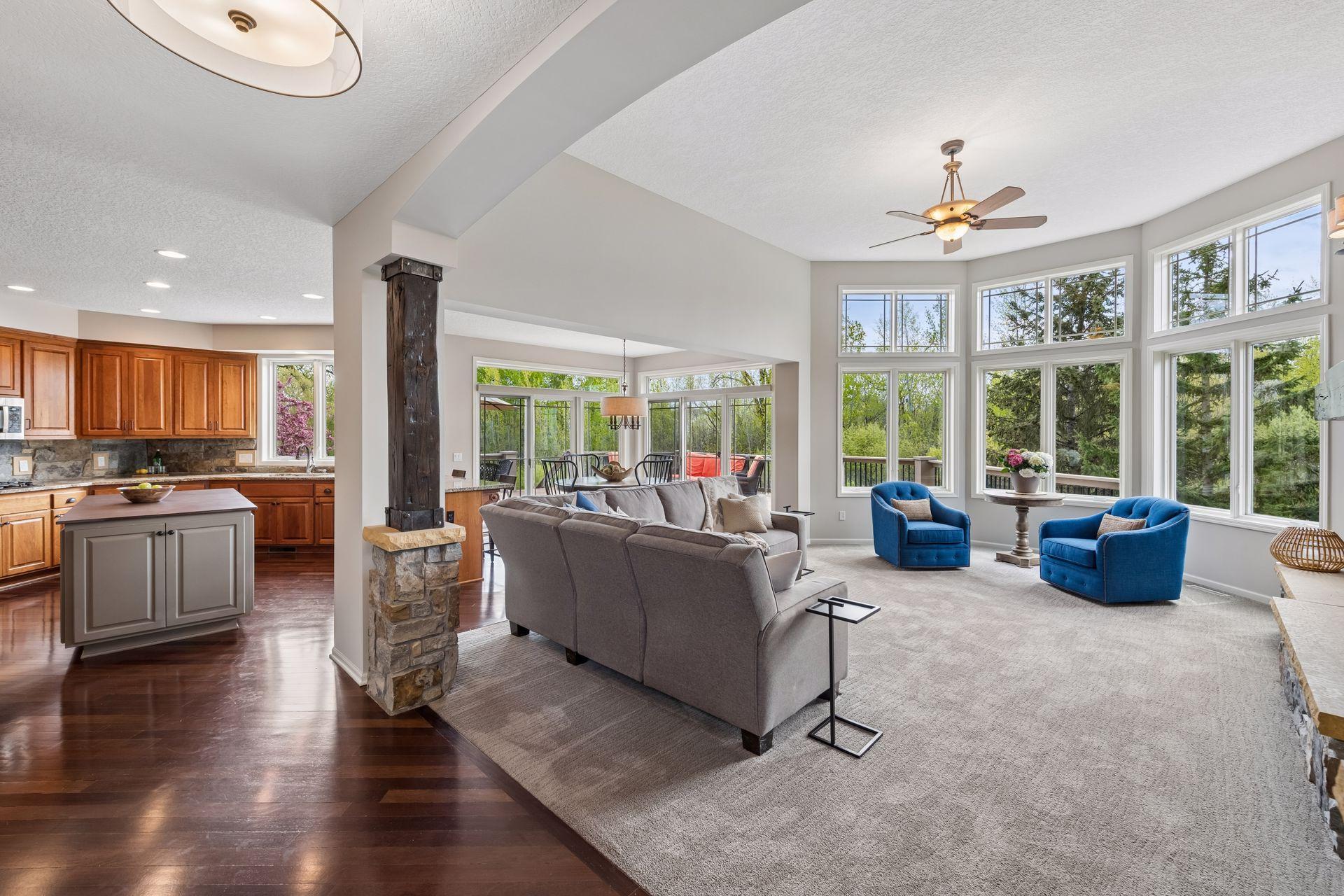 Open concept kitchen/living room
