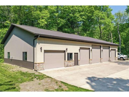 1211 Lonsdale Boulevard E, Northfield, MN 55057