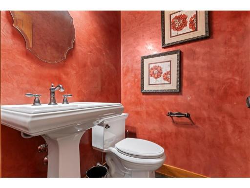 1211 Lonsdale Boulevard E, Northfield, MN 55057
