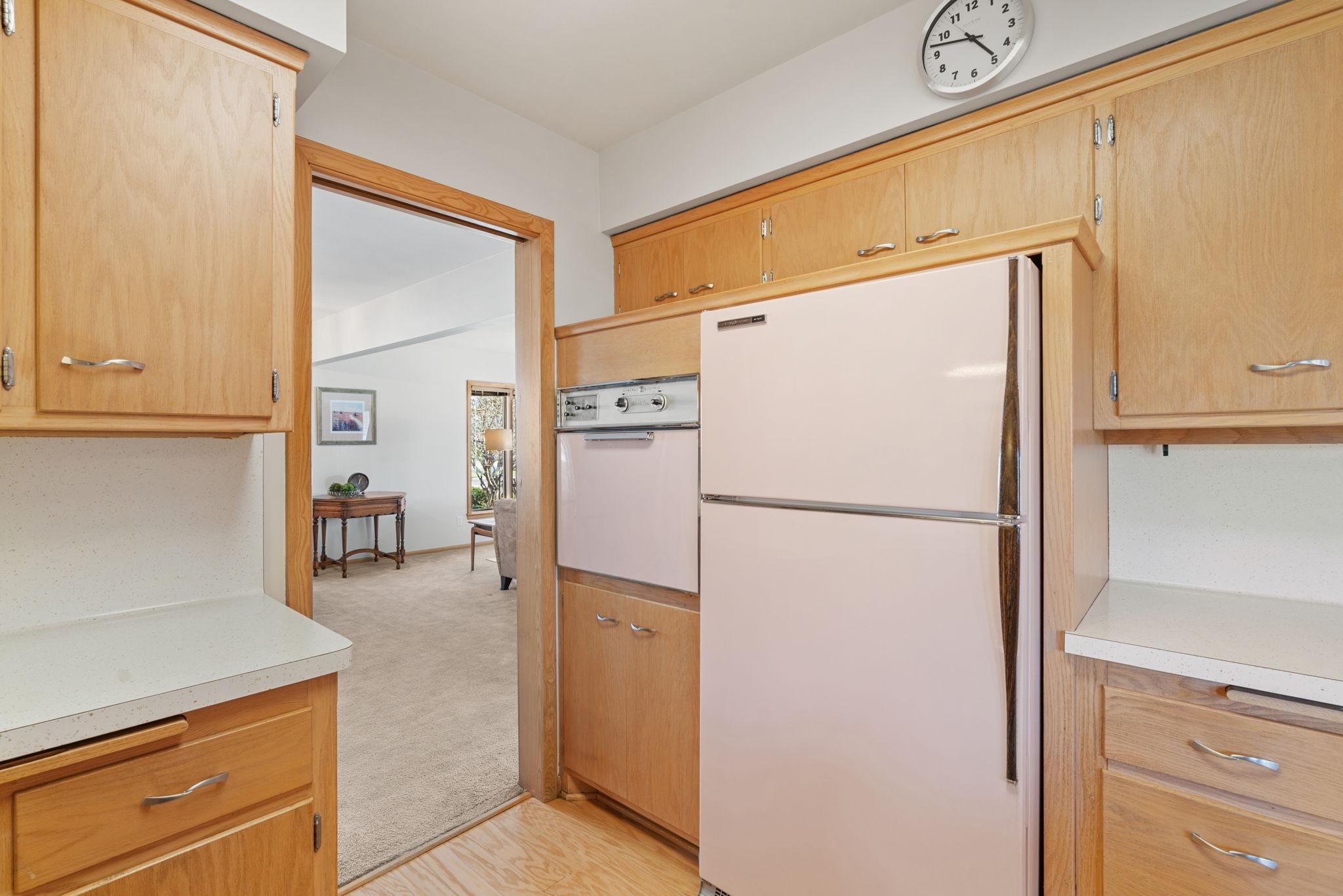 Pink stove and fridge?!? Come on!