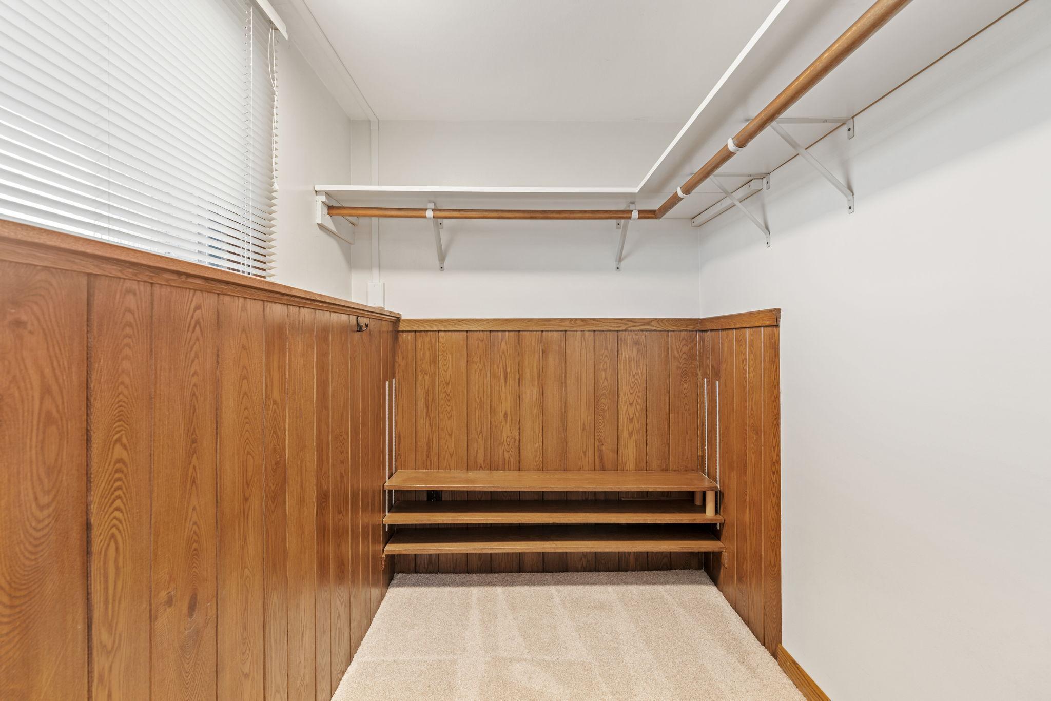 Large , walk-in closet off of flex room