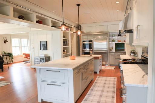9350 Forest Rd_kitchen.jpg