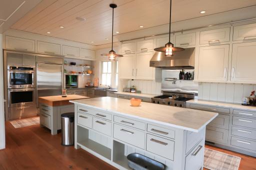 9350 Forest Rd_kitchen3.jpg