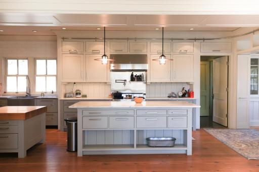 9350 Forest Rd_kitchen4.jpg
