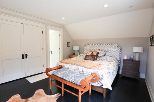 9350 Forest Rd_bedroom4-1.jpg
