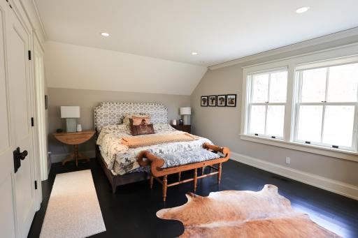 9350 Forest Rd_bedroom4.jpg