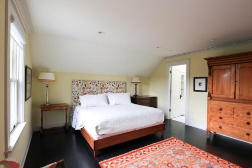 9350 Forest Rd_bedroomsuite.jpg