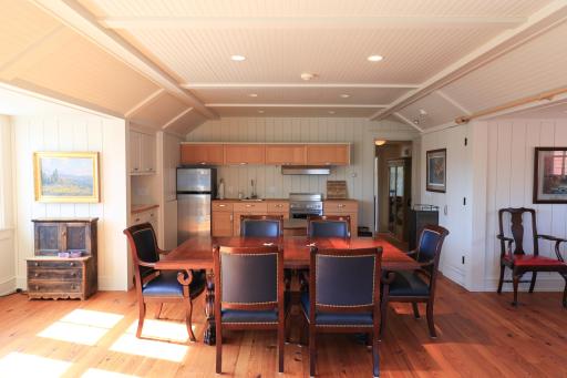 9350 Forest Rd_den4.jpg