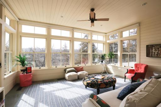 9350 Forest Rd_sunroom.jpg