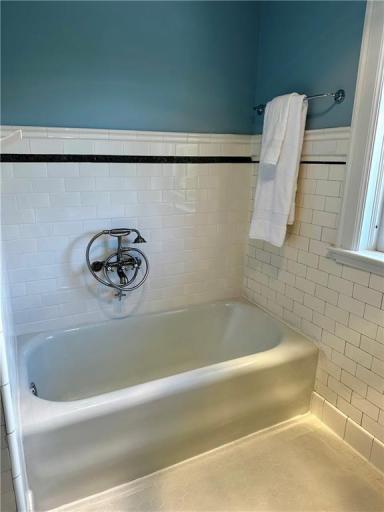 707 W Columbia Street, Chippewa Falls, WI 54729