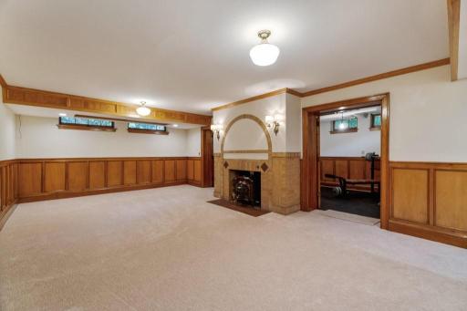 707 W Columbia Street, Chippewa Falls, WI 54729