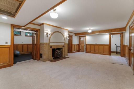 707 W Columbia Street, Chippewa Falls, WI 54729