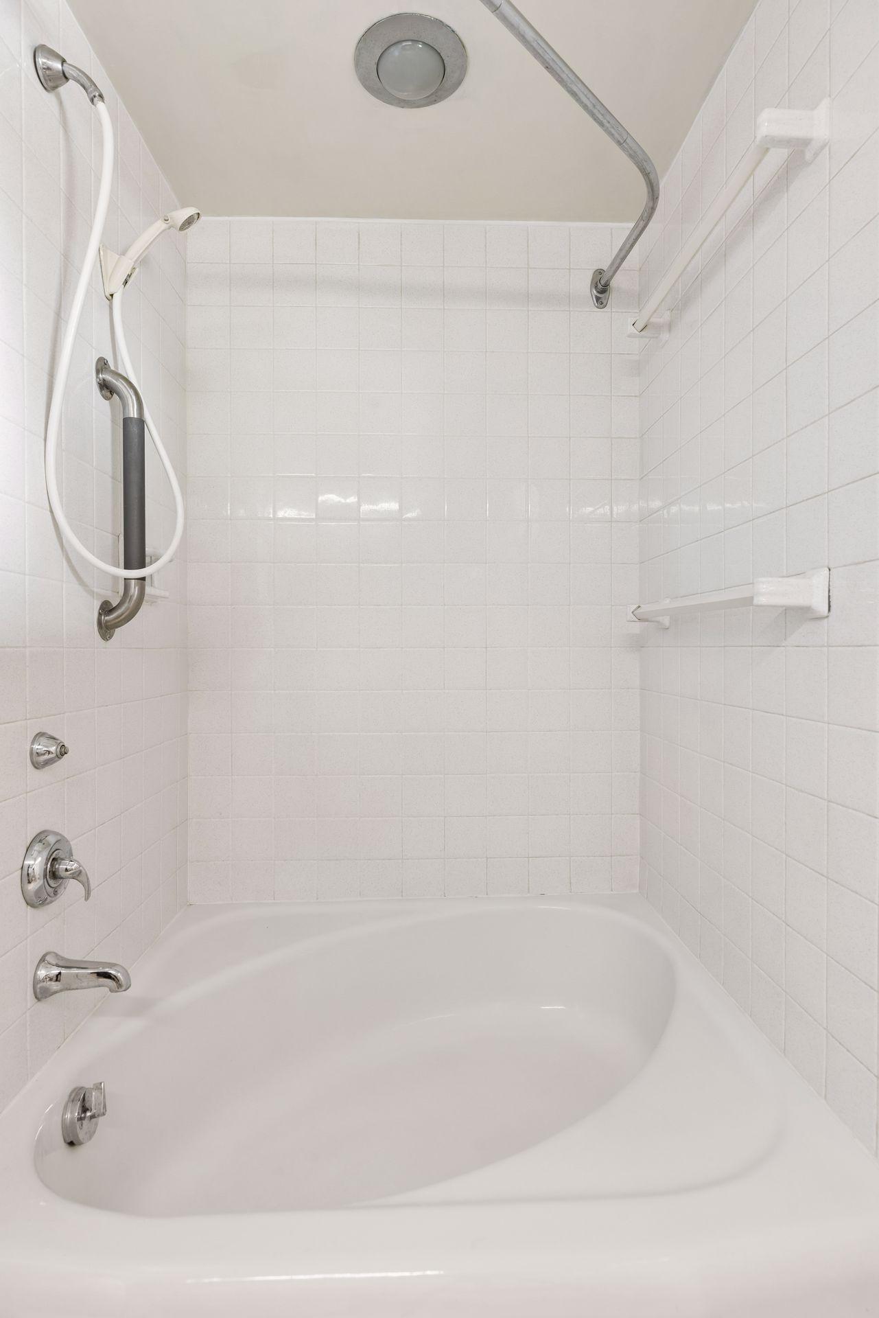 Full bath vintage tub.