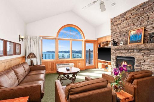 1412 #3-401a Burlington Road, Two Harbors, MN 55616