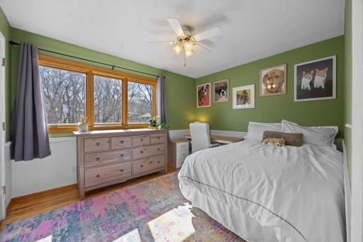 604 Thoreau Drive, Burnsville, MN 55337