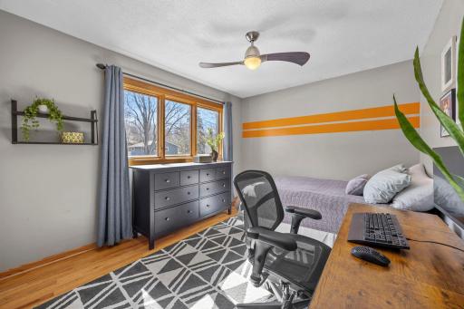 604 Thoreau Drive, Burnsville, MN 55337