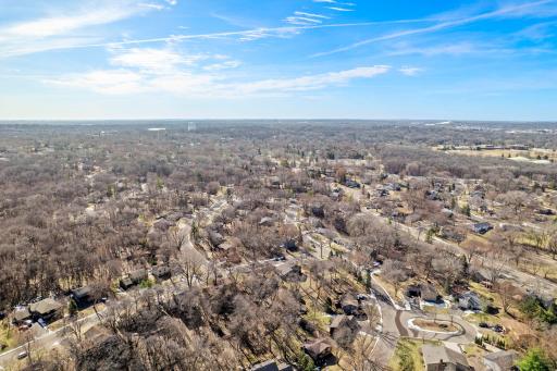 604 Thoreau Drive, Burnsville, MN 55337