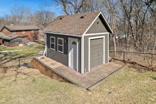 604 Thoreau Drive, Burnsville, MN 55337