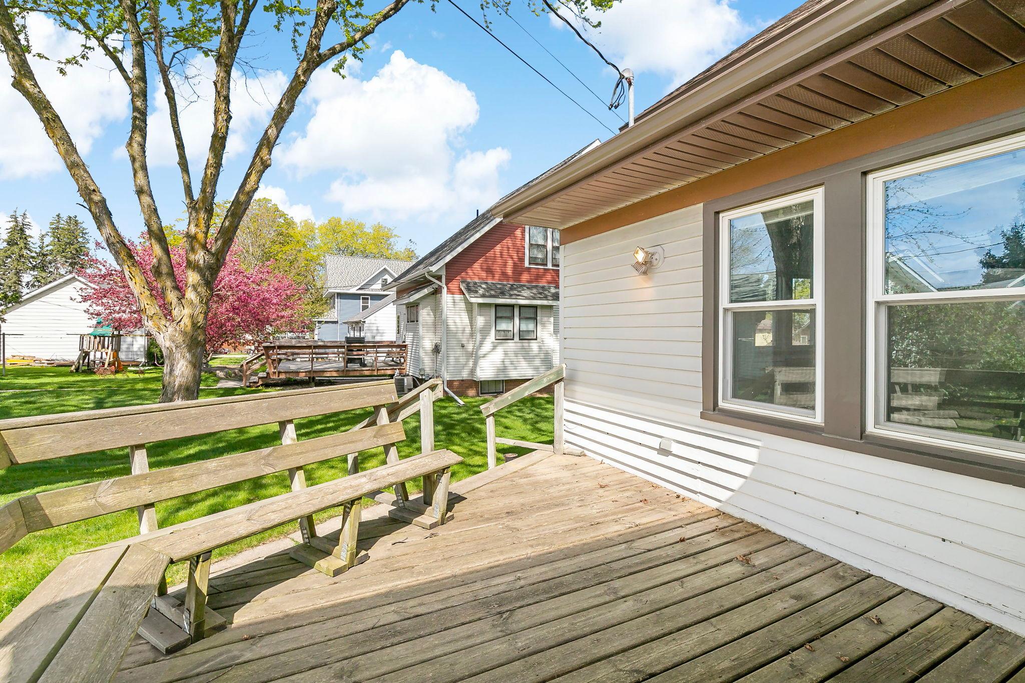 Photo 34
