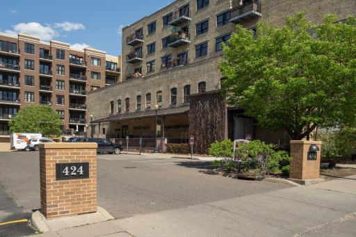 404 Washington Avenue N, 608, Minneapolis, MN 55401