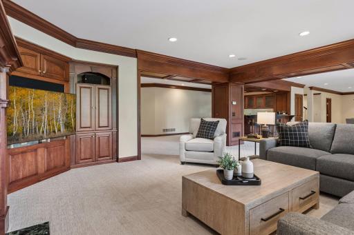 6 Island Road, Saint Paul, MN 55127