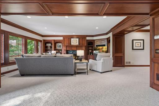 6 Island Road, Saint Paul, MN 55127