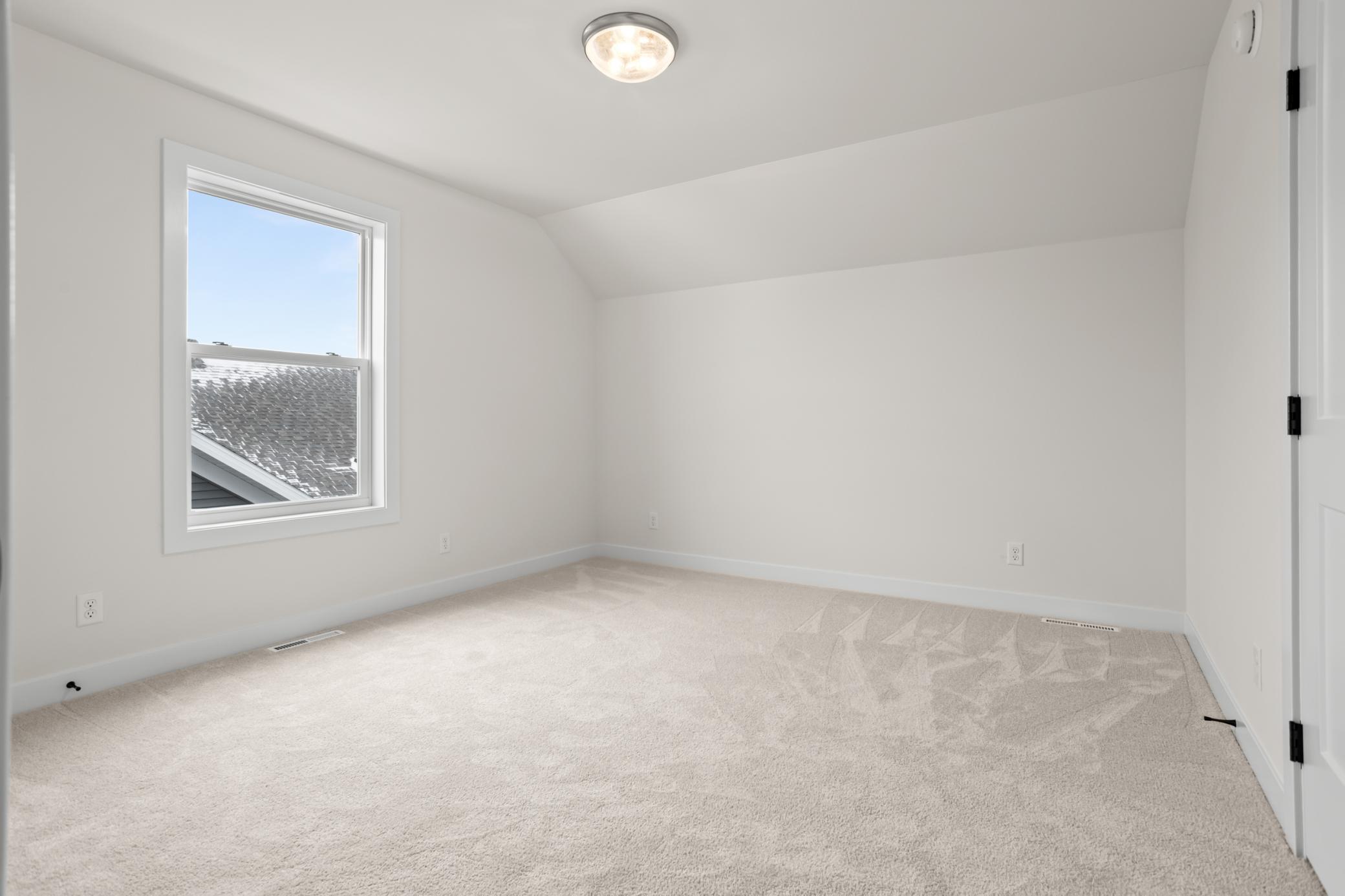 Upper Bonus Guest Room