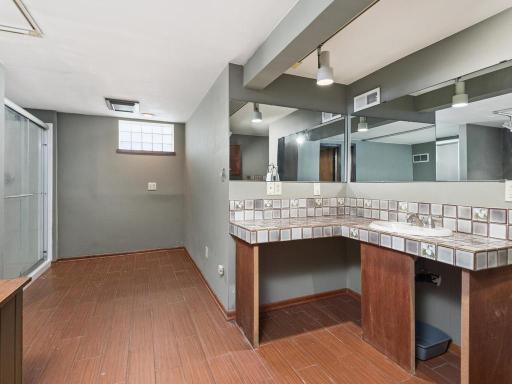 6400 Clinton Avenue, Richfield, MN 55423