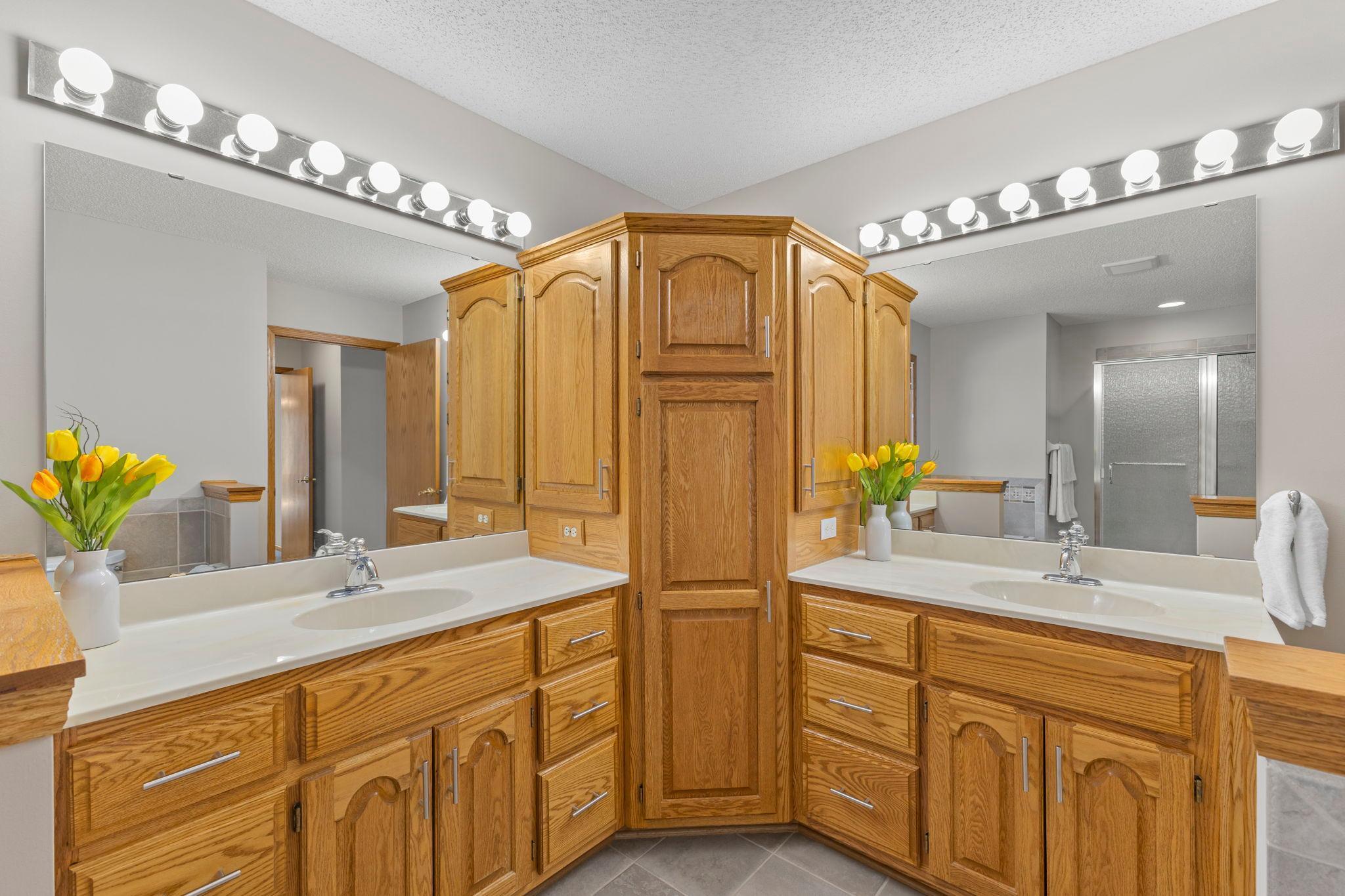 You won't lack in storage in this primary bath!