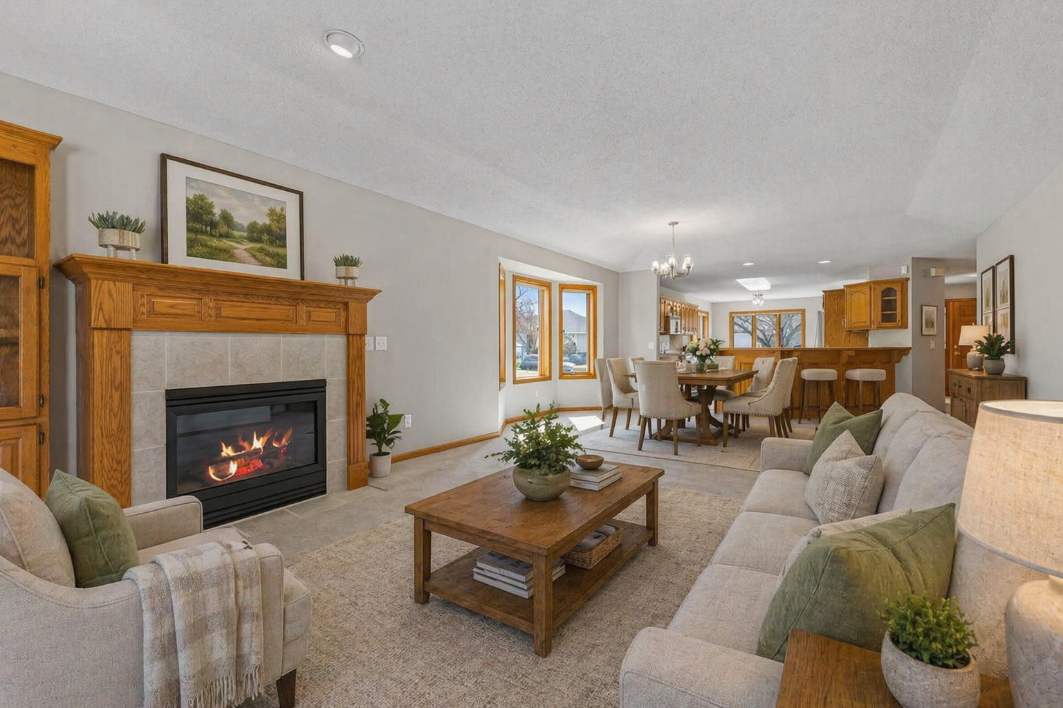 Image has been virtually staged.