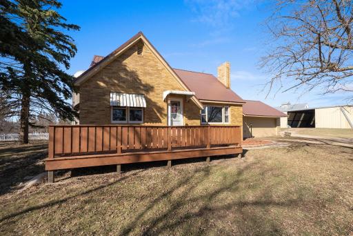886 141st Street, Pipestone, MN 56164