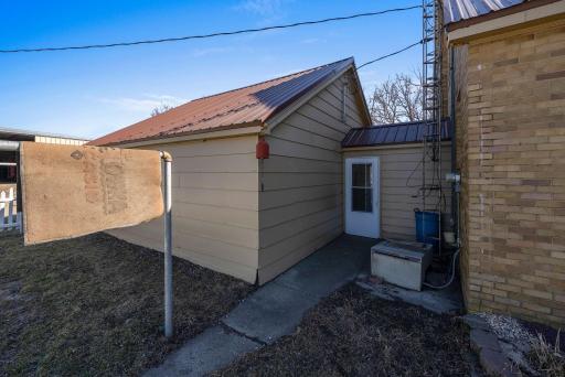 886 141st Street, Pipestone, MN 56164