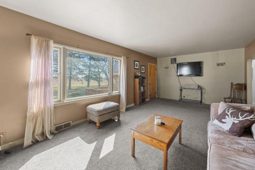 886 141st Street, Pipestone, MN 56164