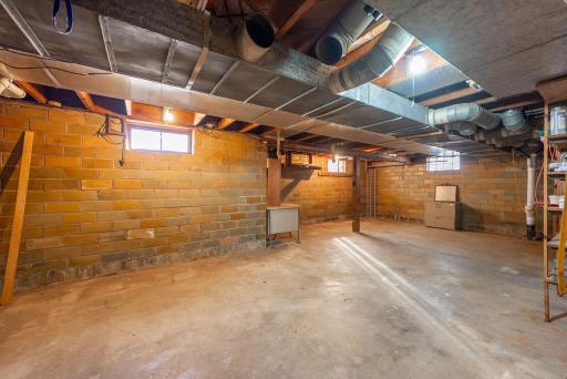 886 141st Street, Pipestone, MN 56164