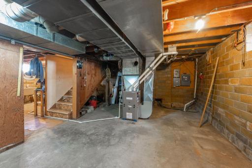 886 141st Street, Pipestone, MN 56164