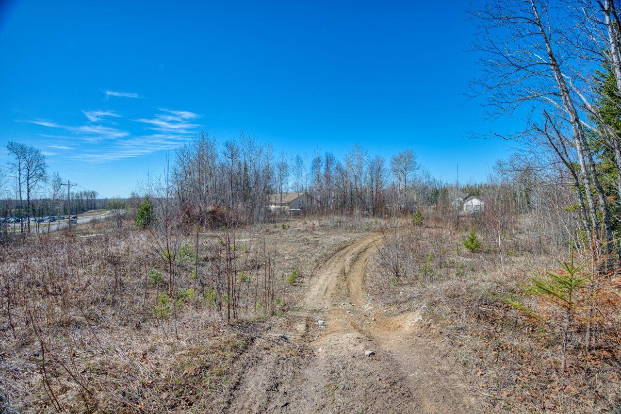 _JLF8594_hdr.jpg