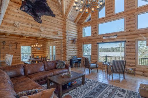 Nice open floor plan allows for great conversations