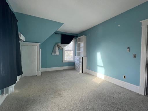 719 S Oak Street, Lake City, MN 55041