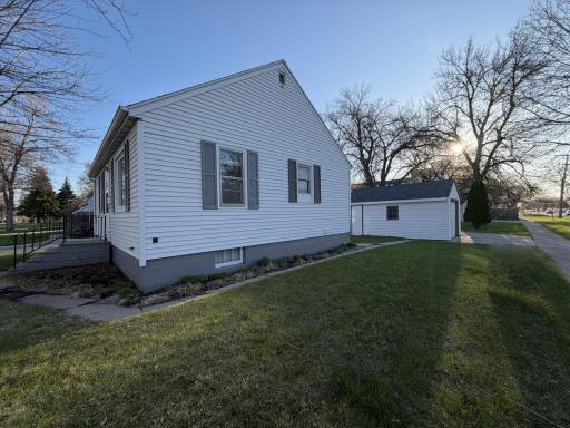 1630 14th Street S, Fargo, ND 58103